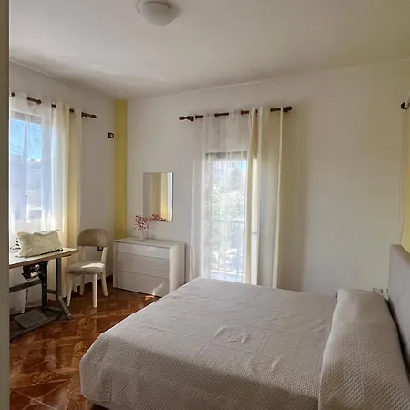 Διαμέρισμα Durazzo *